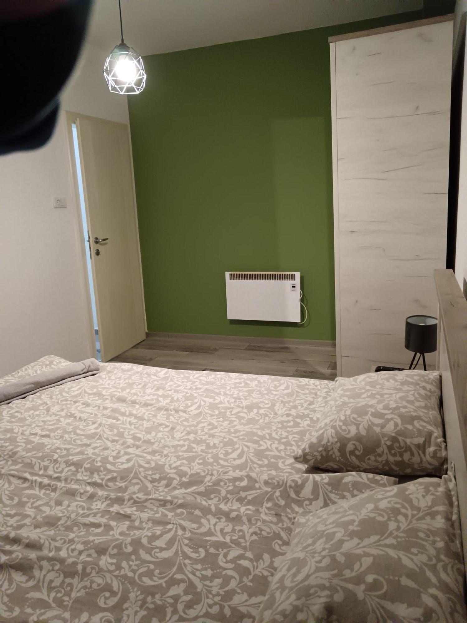 Apartman Petres Sombor Exterior foto